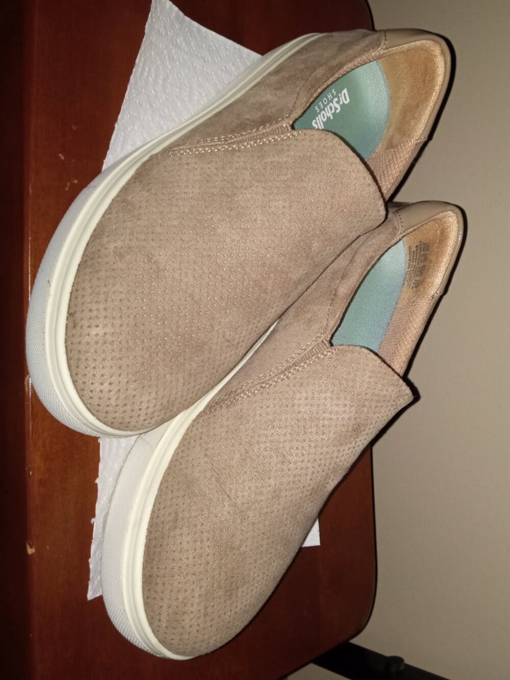DR SCHOLLS Madison Cloud slip on sneaker women's ~ great condition & very comfy